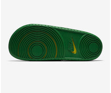 Load image into Gallery viewer, Nike College Offcourt (Oregon)