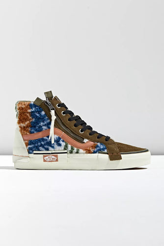 Vans Sk8-Hi Reissue Cap Sherpa Sneaker